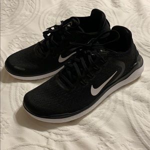 Nike Free Run Tennis Shoes